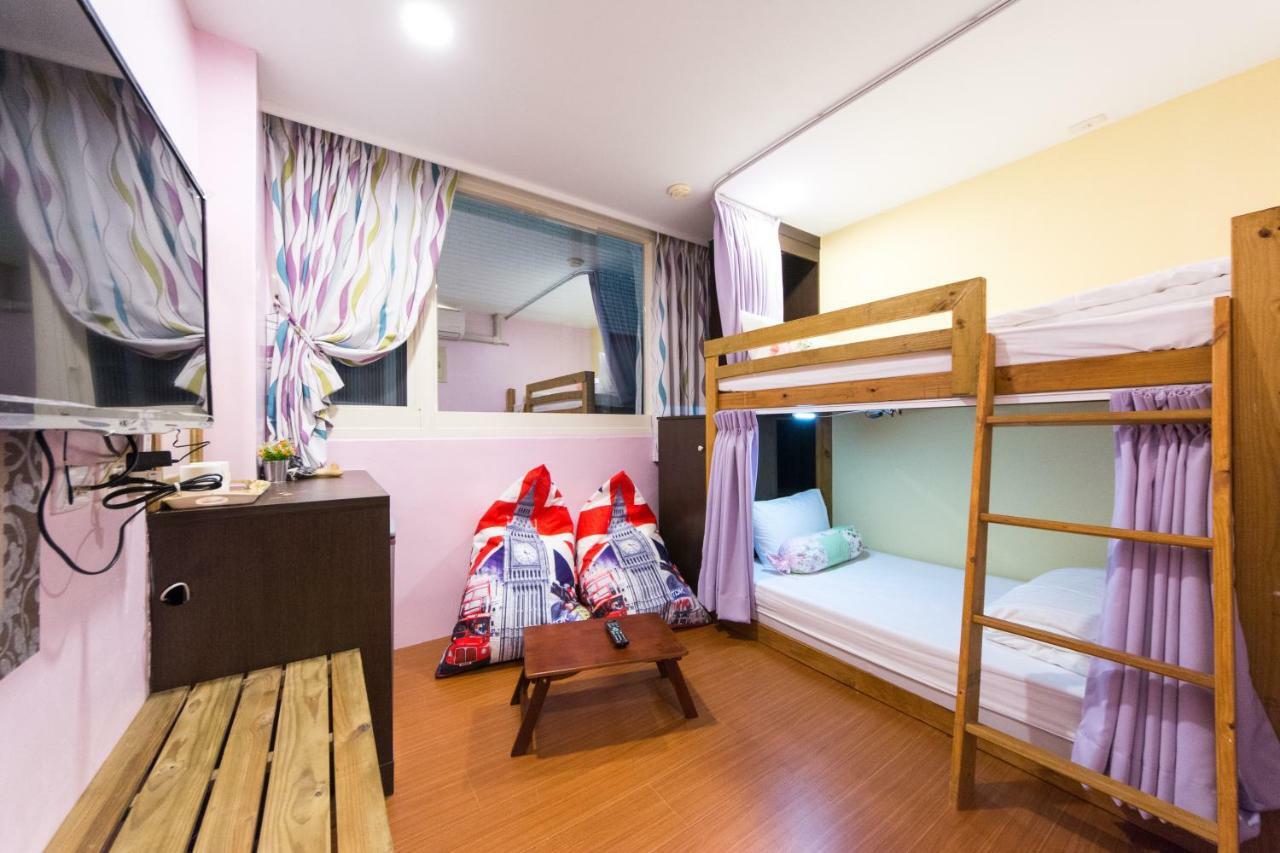 Sunrise Champs Hostel Хуалянь Экстерьер фото